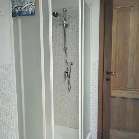 Granatini 30 Meters From The Sea *