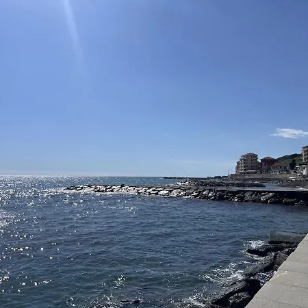 Granatini 30 Meters From The Sea Apartment
